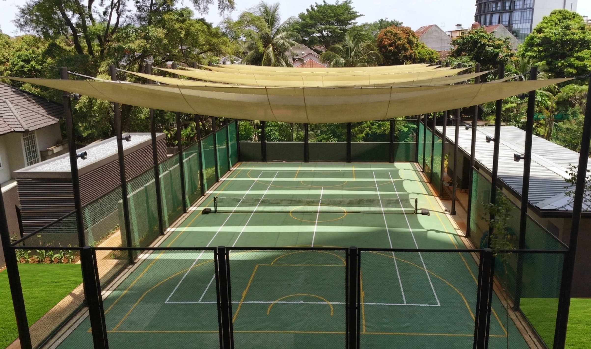 Tennis